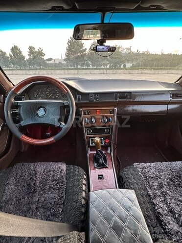 Mercedes 200 E 1990, 280,000 km - 2.0 l - Bakı