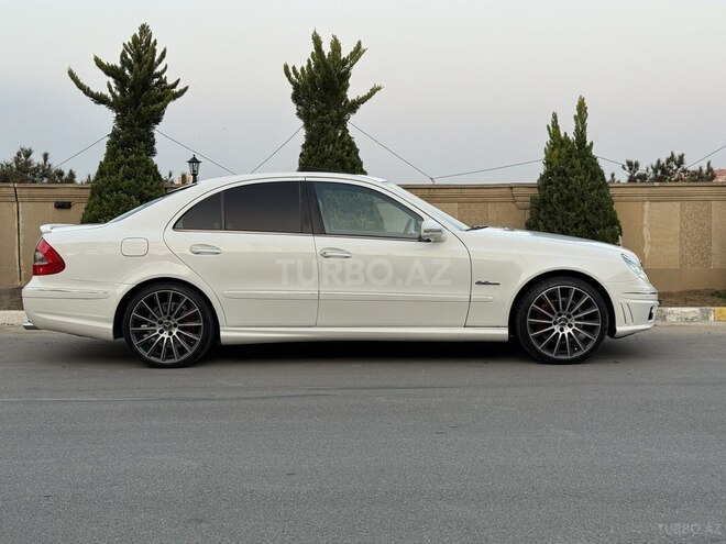 Mercedes E 240 2002, 305,000 km - 2.6 l - Bakı