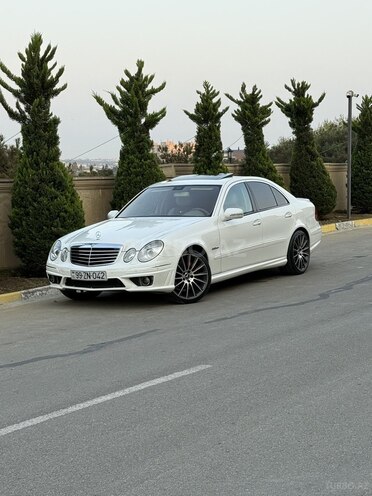 Mercedes E 240 2002, 305,000 km - 2.6 l - Bakı
