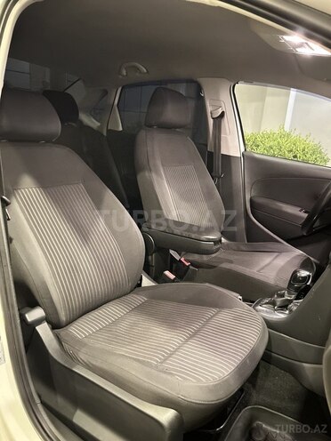 Volkswagen Polo 2012, 260,000 km - 1.6 l - Bakı