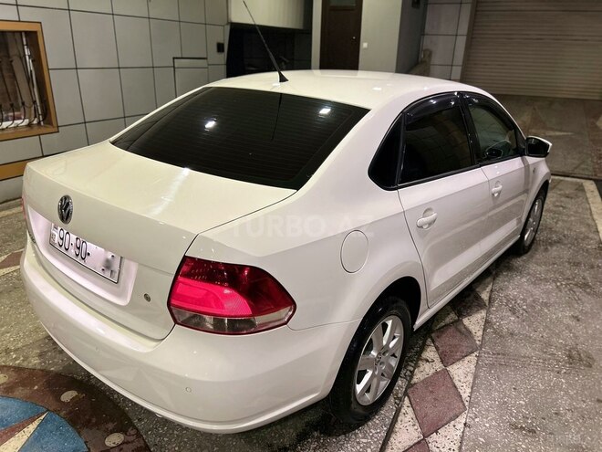 Volkswagen Polo 2012, 260,000 km - 1.6 l - Bakı
