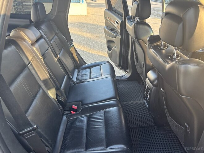 Jeep Grand Cherokee 2011, 230,000 km - 3.6 л - Bakı
