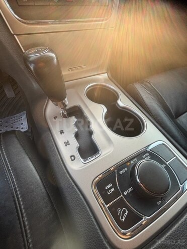 Jeep Grand Cherokee 2011, 230,000 km - 3.6 л - Bakı