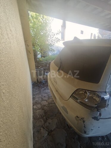 Mitsubishi Outlander 2002, 240,552 km - 2.4 l - Qəbələ