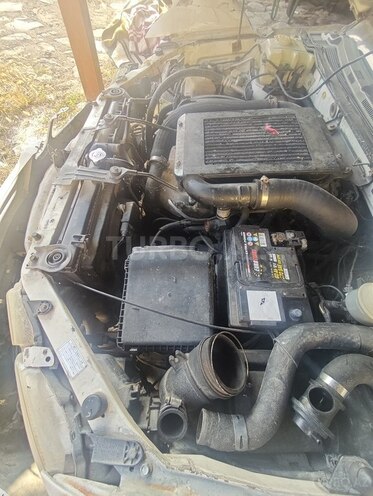 Mitsubishi Outlander 2002, 240,552 km - 2.4 l - Qəbələ