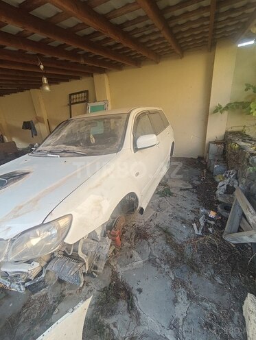 Mitsubishi Outlander 2002, 240,552 km - 2.4 l - Qəbələ