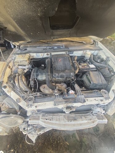 Mitsubishi Outlander 2002, 240,552 km - 2.4 l - Qəbələ