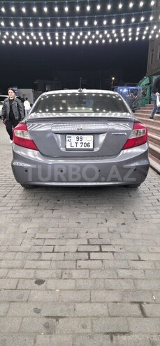 Honda Civic 2011, 320,000 km - 1.3 l - Xırdalan