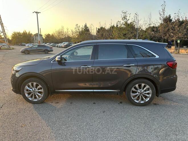 Kia Sorento-8