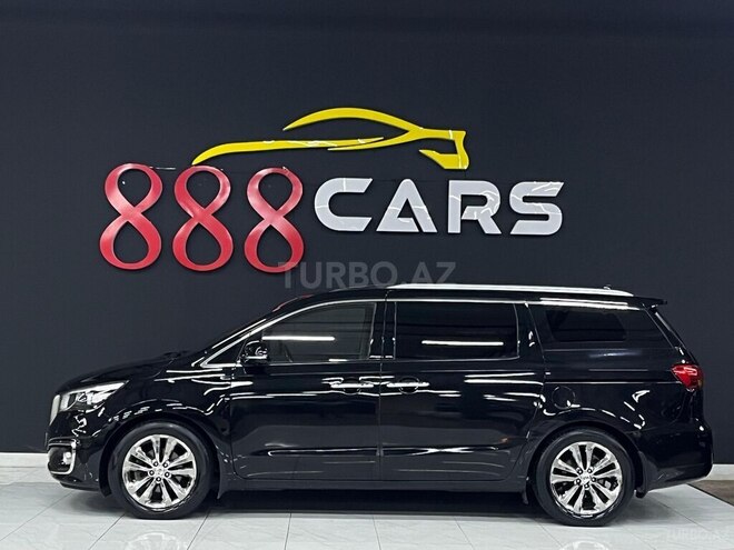 Kia Carnival-4