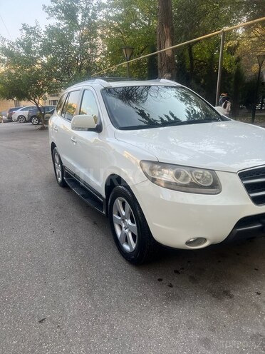 Hyundai Santa Fe-4
