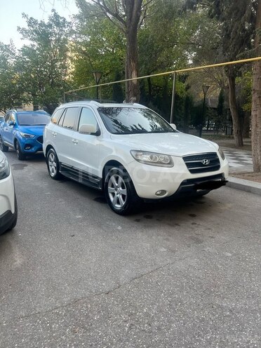 Hyundai Santa Fe-5