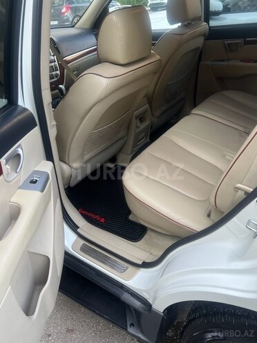 Hyundai Santa Fe-11