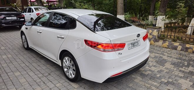 Kia K5 2016, 138,000 km - 1.7 l - Qusar