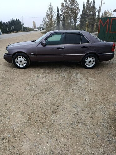 Mercedes C 220 1995, 785,555 km - 2.2 л - Salyan