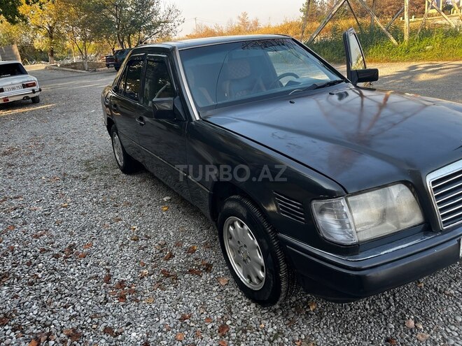 Mercedes E 250 1994, 456,000 km - 2.5 l - Kürdəmir