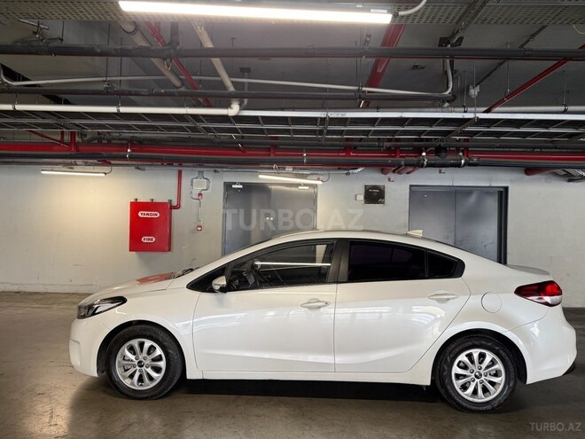Kia K3 2017, 250,500 km - 1.6 l - Bakı