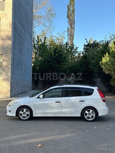 Hyundai i30 2011, 366,700 km - 1.6 l - Bakı