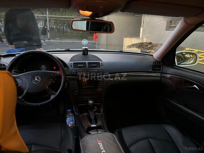 Mercedes E 220 2005, 363,000 km - 2.2 l - Bakı