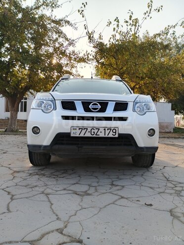 Nissan X-Trail 2014, 321,000 km - 2.5 l - Bakı