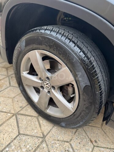 Volkswagen Tiguan 2010, 206,000 km - 2.0 л - Bakı