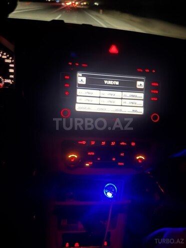 Volkswagen Tiguan 2010, 206,000 km - 2.0 л - Bakı