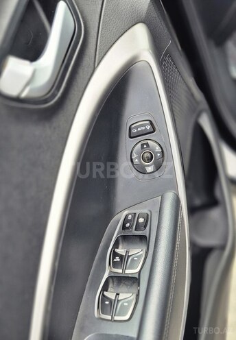Hyundai Santa Fe 2013, 220,000 km - 2.0 l - Bakı