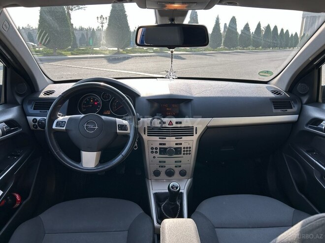 Opel Astra 2008, 249,000 km - 1.4 l - Gəncə