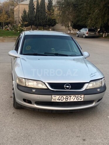 Opel Vectra 1996, 180,000 km - 1.8 l - Sumqayıt