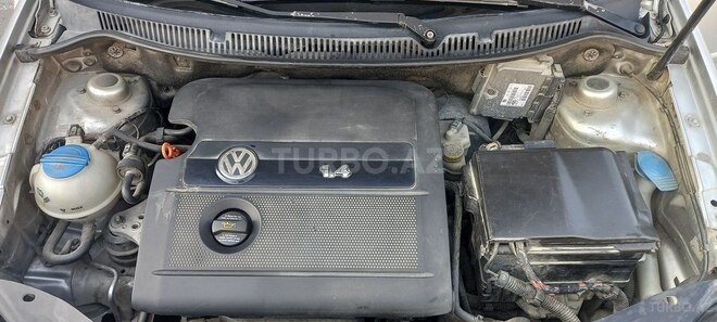 Volkswagen Polo 2006, 250,001 km - 1.4 l - Bakı