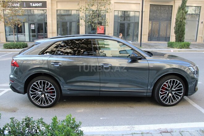 Audi Q8 2025, 3,000 km - 3.0 l - Bakı