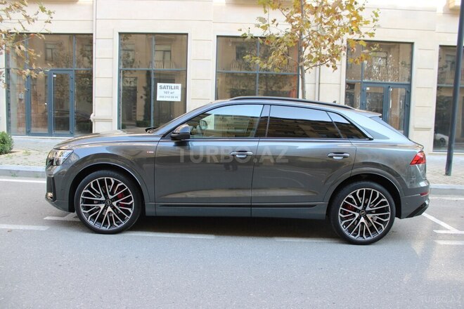 Audi Q8 2025, 3,000 km - 3.0 l - Bakı