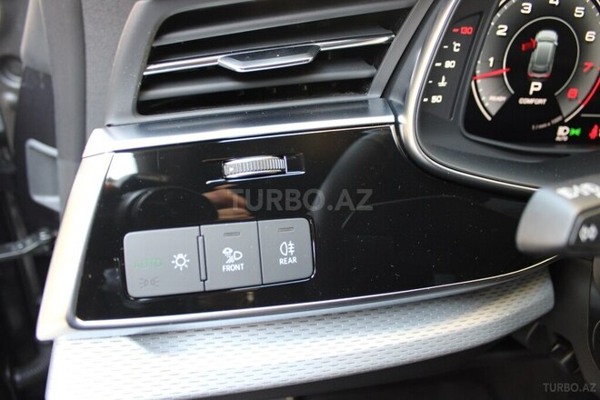 Audi Q8 2025, 3,000 km - 3.0 l - Bakı