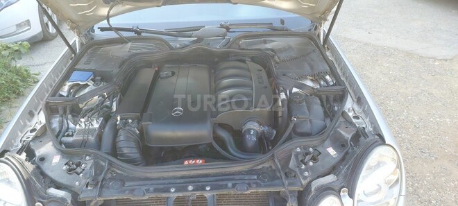 Mercedes E 220 2005, 327,442 km - 2.2 l - Bakı