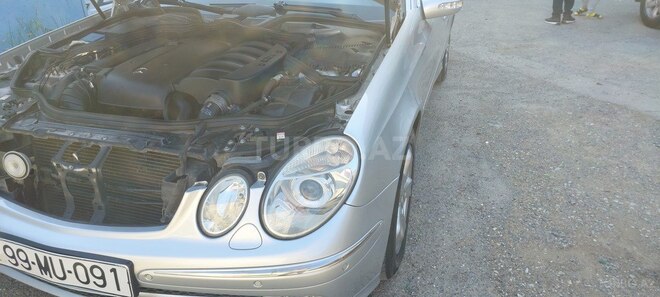 Mercedes E 220 2005, 327,442 km - 2.2 l - Bakı