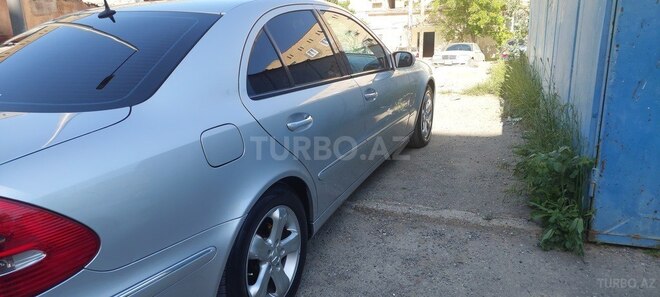 Mercedes E 220 2005, 327,442 km - 2.2 l - Bakı