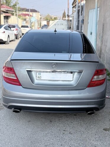 Mercedes C 250 4MATIC 2011, 320,000 km - 2.5 l - Bakı