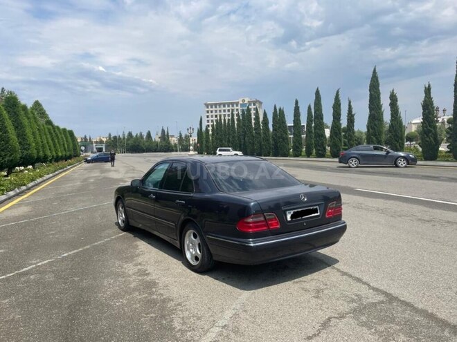 Mercedes E 200 1999, 413,000 km - 2.0 л - Gəncə