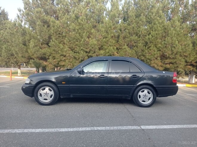 Mercedes C 200 1995, 350,000 km - 2.0 l - Bakı