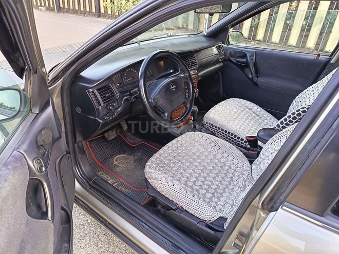 Opel Vectra 1996, 325,475 km - 1.8 l - Bakı