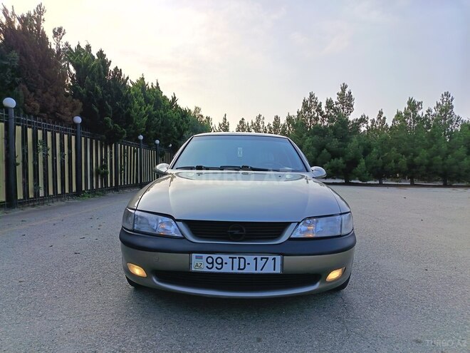 Opel Vectra 1996, 325,475 km - 1.8 l - Bakı