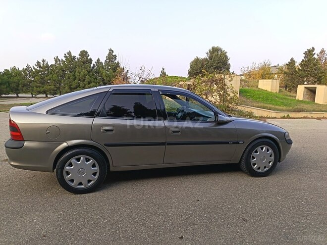 Opel Vectra 1996, 325,475 km - 1.8 l - Bakı