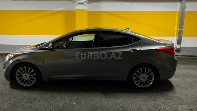 Hyundai Elantra 2011, 241,402 km - 1.8 l - Bakı