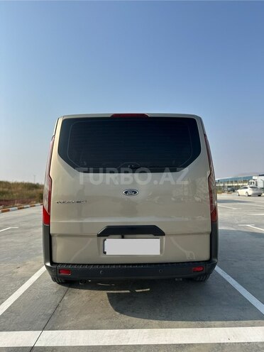 Ford Tourneo Custom 2013, 273,000 km - 2.2 l - Bakı