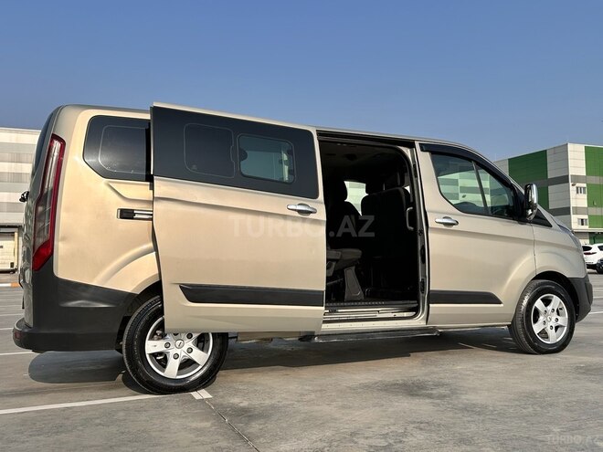 Ford Tourneo Custom 2013, 273,000 km - 2.2 l - Bakı