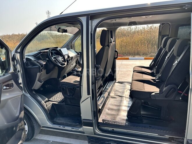 Ford Tourneo Custom 2013, 273,000 km - 2.2 l - Bakı
