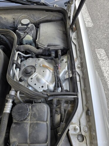 Mercedes E 270 2002, 460,000 km - 2.7 l - Bakı