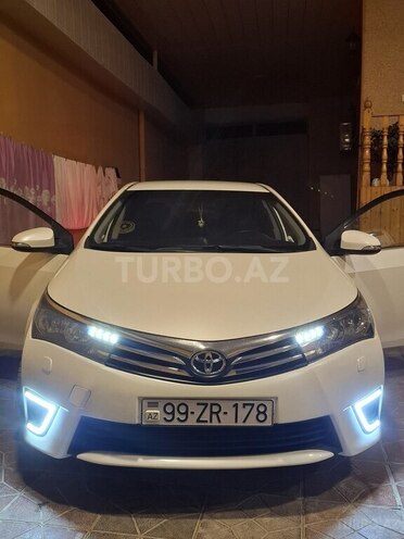 Toyota Corolla 2013, 240,000 km - 1.6 l - Gəncə