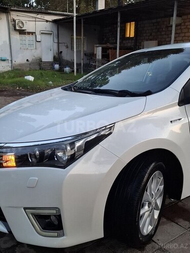 Toyota Corolla 2013, 240,000 km - 1.6 l - Gəncə
