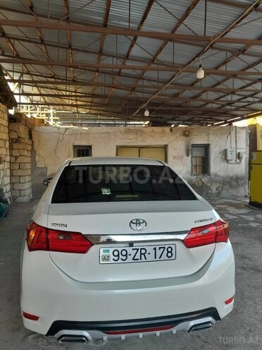 Toyota Corolla 2013, 240,000 km - 1.6 l - Gəncə